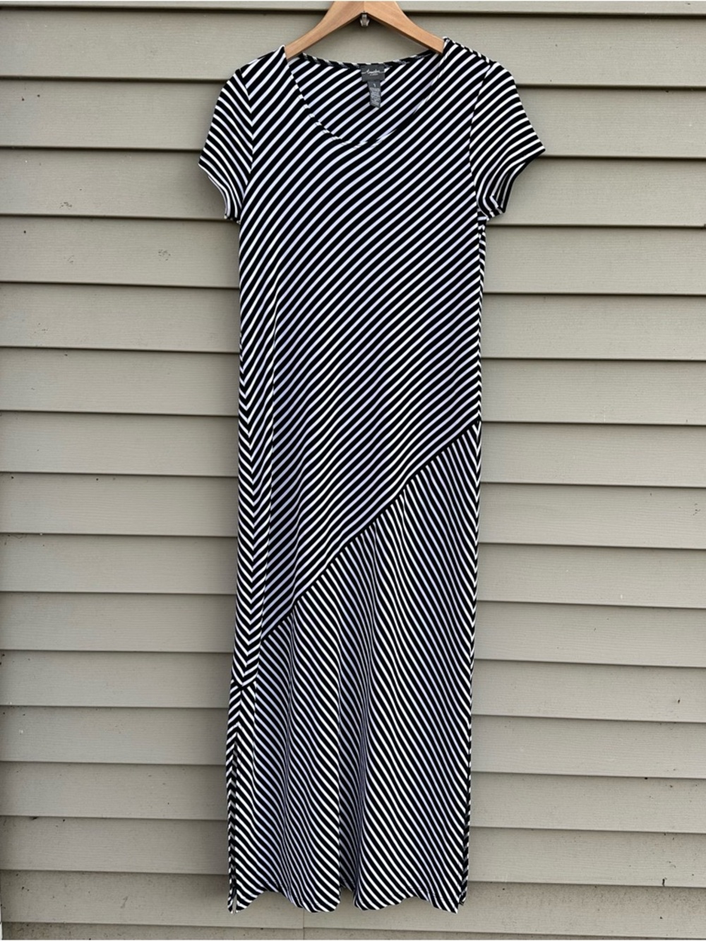 Travelers by Chicos black white striped dress size 1